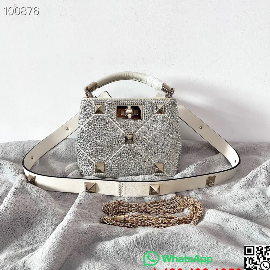 Valentino Garavani Sac à Main Roman Stud The Handle 25 Cm En Cuir Nappa D'agneau Orné De Strass Collection Automne/hiver 2022, B