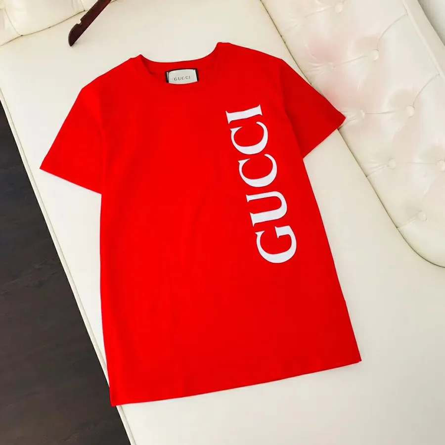 Gucci Vertikal Logo Oversized Bomull T-skjorte Høst/vinter 2019 Kolleksjon, Rød