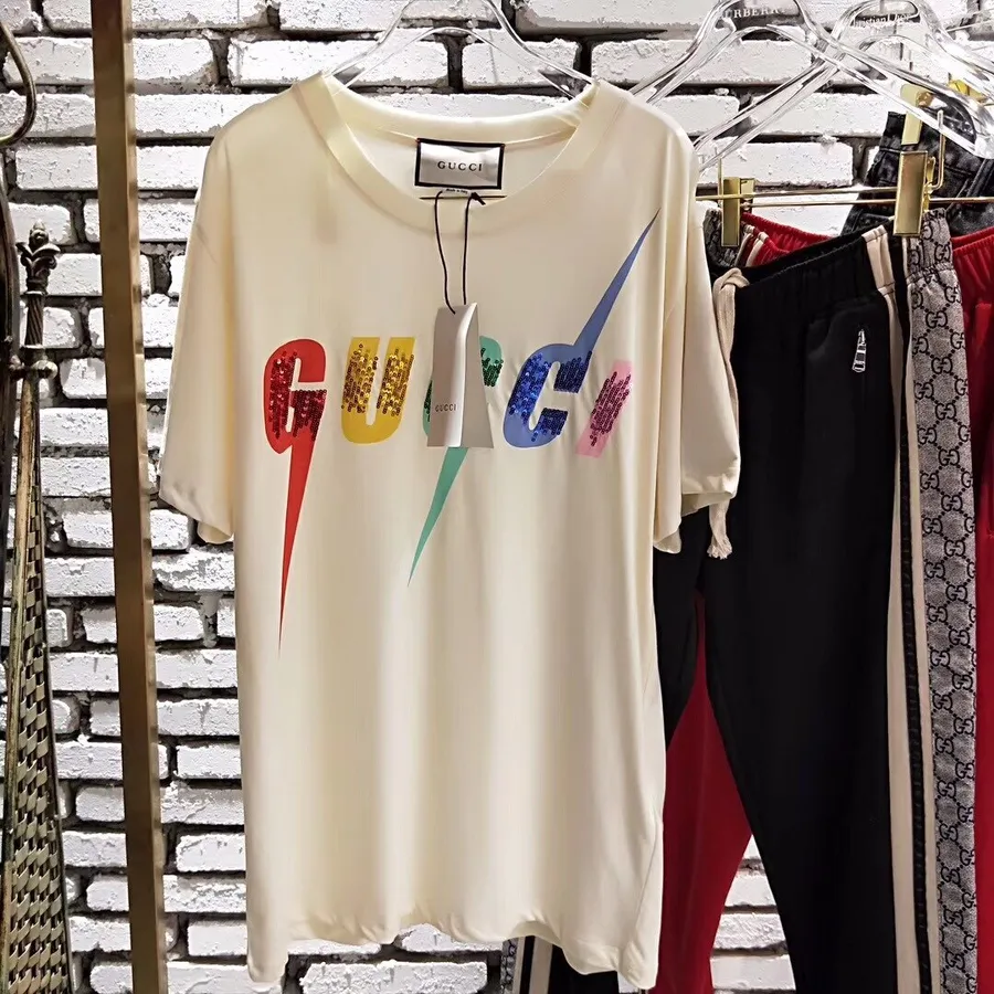 Gucci Lightning Blade Brodert T-skjorte Vår/sommer 2019 Kolleksjon, Hvit/flerfarget