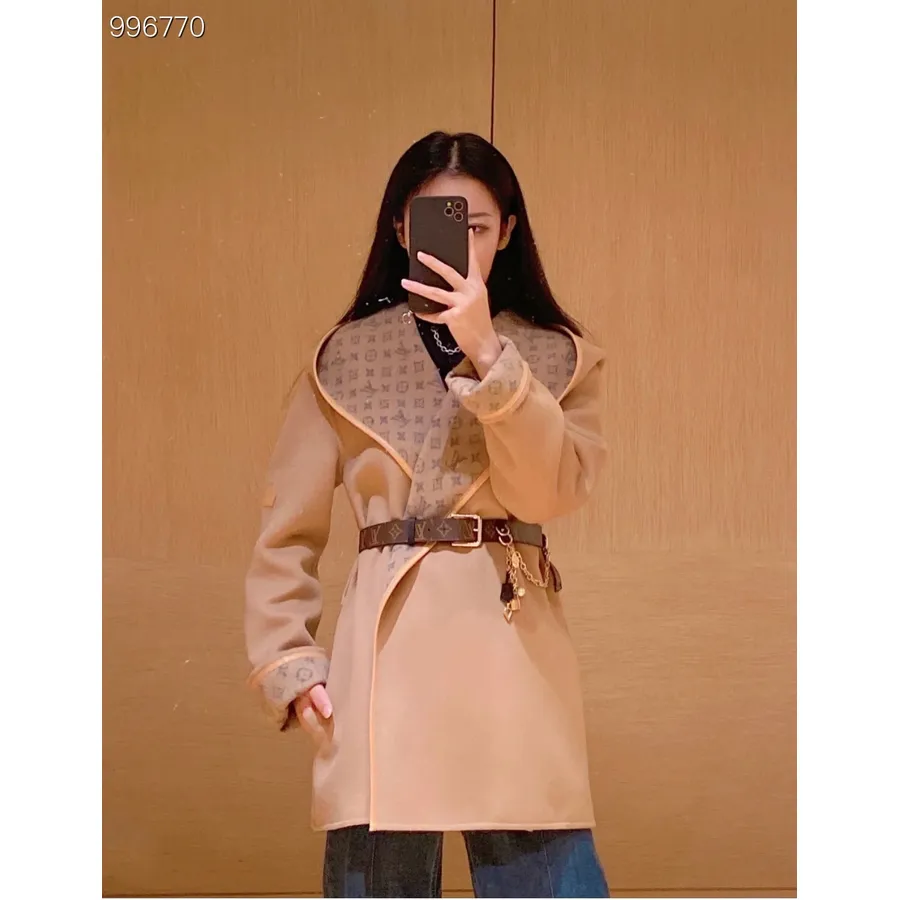 Louis Vuitton Signature Hooded Wrap Double Face Reversible Long Coat Koleksi Musim Gugur/dingin 2022, Krem/coklat