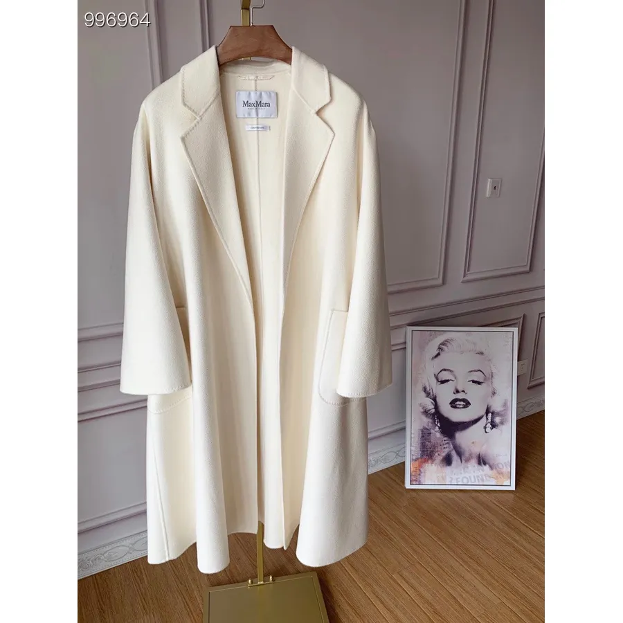 Max Mara  Labbro Cashmere Wrap Long Coat Fall/Winter 2022 Collection, Ivory White