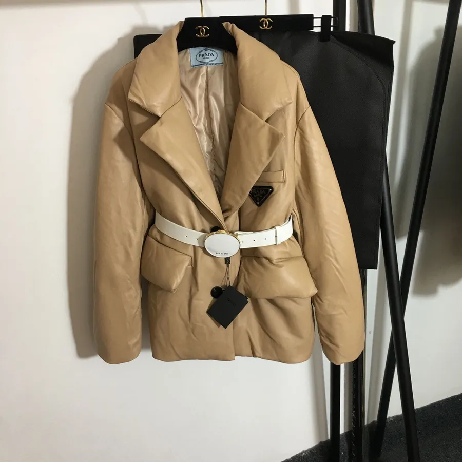 Prada Chaqueta De Plumón Abrigo De Piel De Oveja Colección Otoño/invierno 2020, Beige