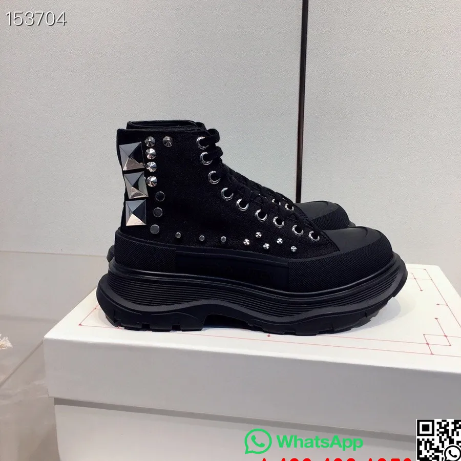 Alexander Mcqueen Tênis Tread Slick Hi-top Cravejado Coleção Outono / Inverno 2020, Preto