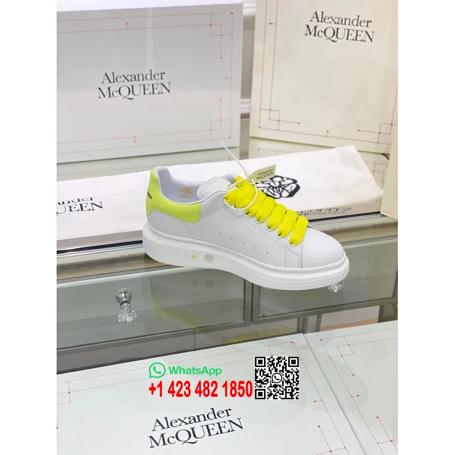 Alexander Mcqueen Overdimensjonert Plattform Snøre Sneakers Vår/sommer 2020 Kolleksjon, Glitter Neongult