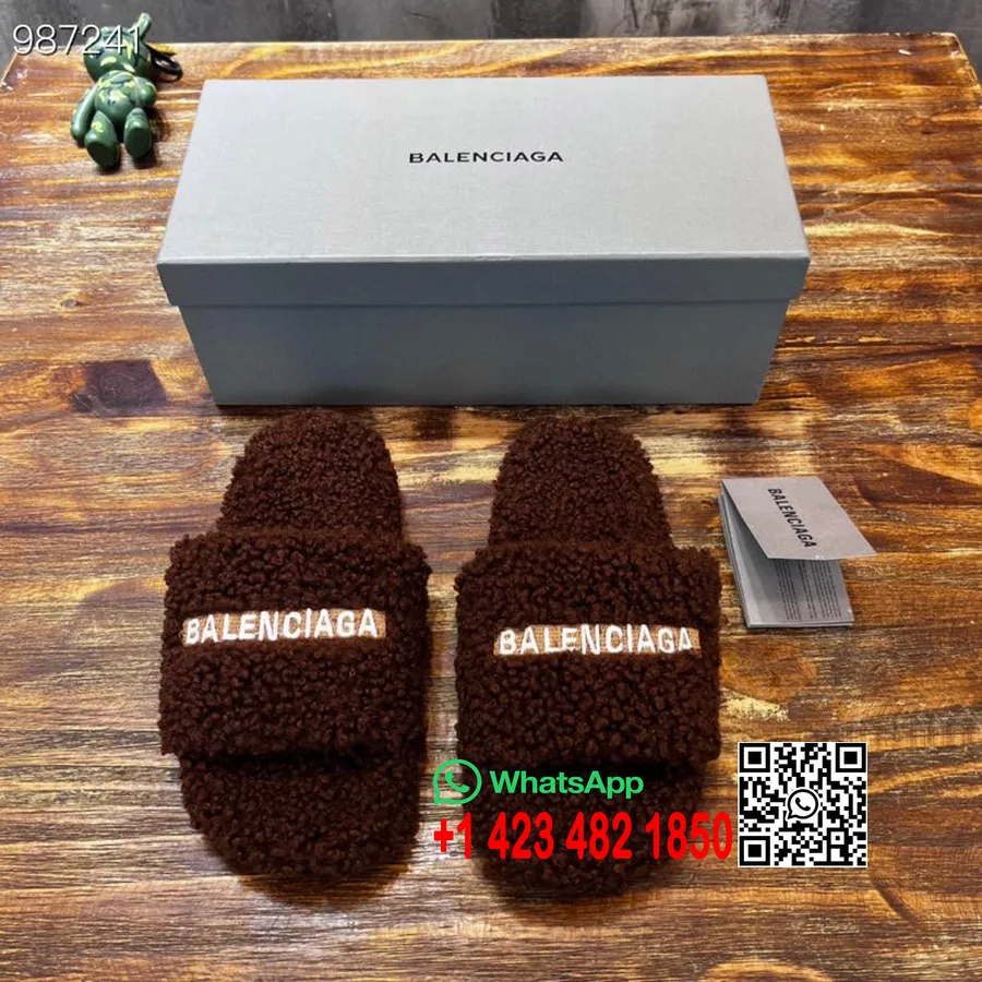 Balenciaga Logo Furry Slides Sapatos Unissex Coleção Outono/inverno 2022, Off Black