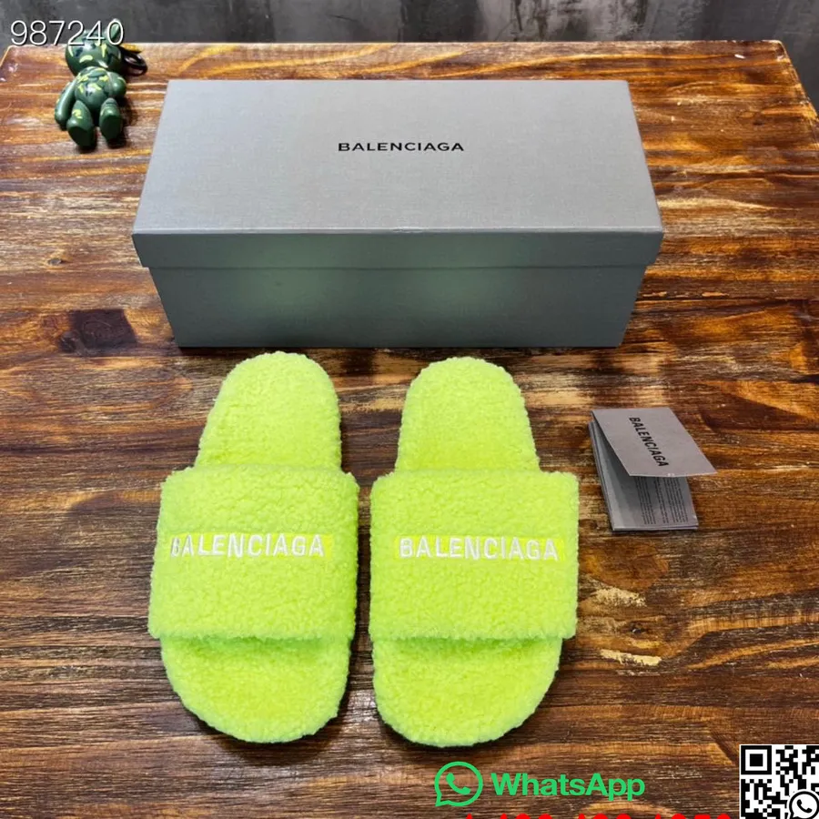 Balenciaga Logo Furry Slides Sapatos Unissex Coleção Outono/inverno 2022, Amarelo Neon