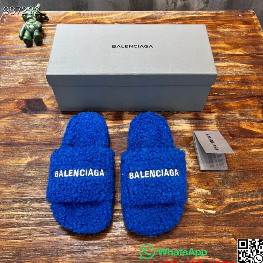 Balenciaga Logo Furry Slides Sapatos Unissex Coleção Outono/inverno 2022, Azul