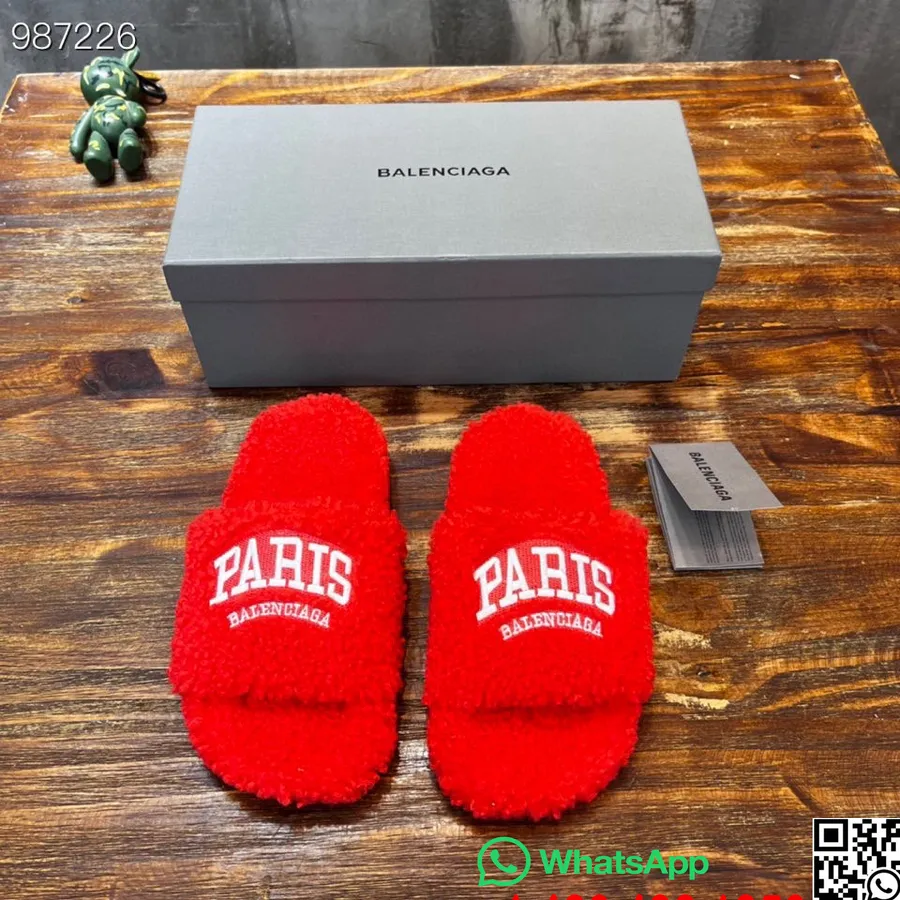 Balenciaga Paris Logo Furry Slides Chaussures Unisexes Collection Automne/hiver 2022, Rouge