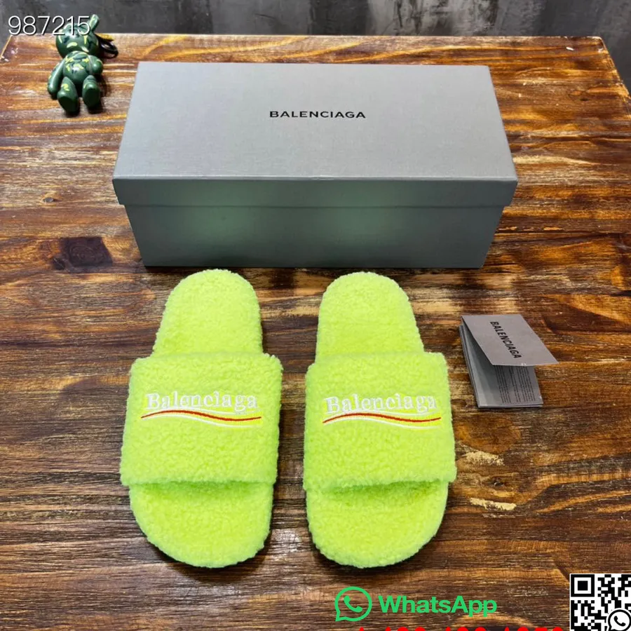 Balenciaga Campaign Furry Slides Chaussures Unisexes Collection Automne/hiver 2022, Jaune Fluo