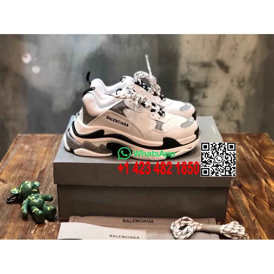 Balenciaga Triple S Tossud Vasikanahast Kevad/suvi 2022 Kollektsioon, Valge/hall/must