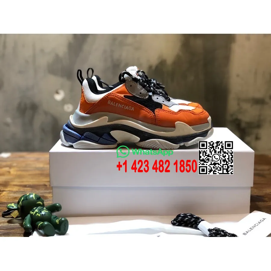 Balenciaga Baskets Triple S Cuir De Veau Collection Printemps/été 2022, Orange/bleu/blanc