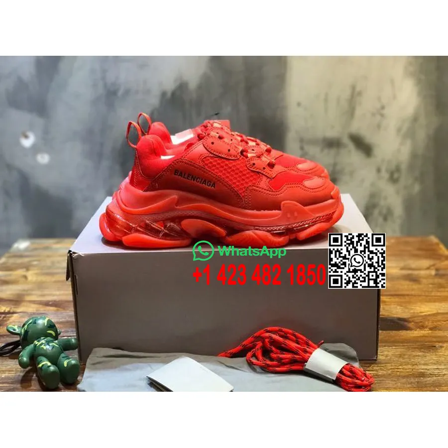 Balenciaga Triple S Sneakers Kalfsleer Lente/zomercollectie 2020, Rood