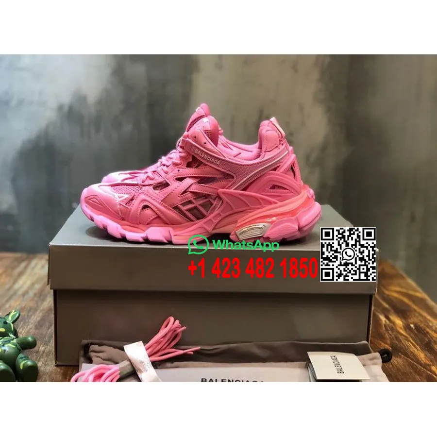 Balenciaga Baskets Track 2.0 En Cuir De Veau Collection Printemps/été 2020, Rose Pepto