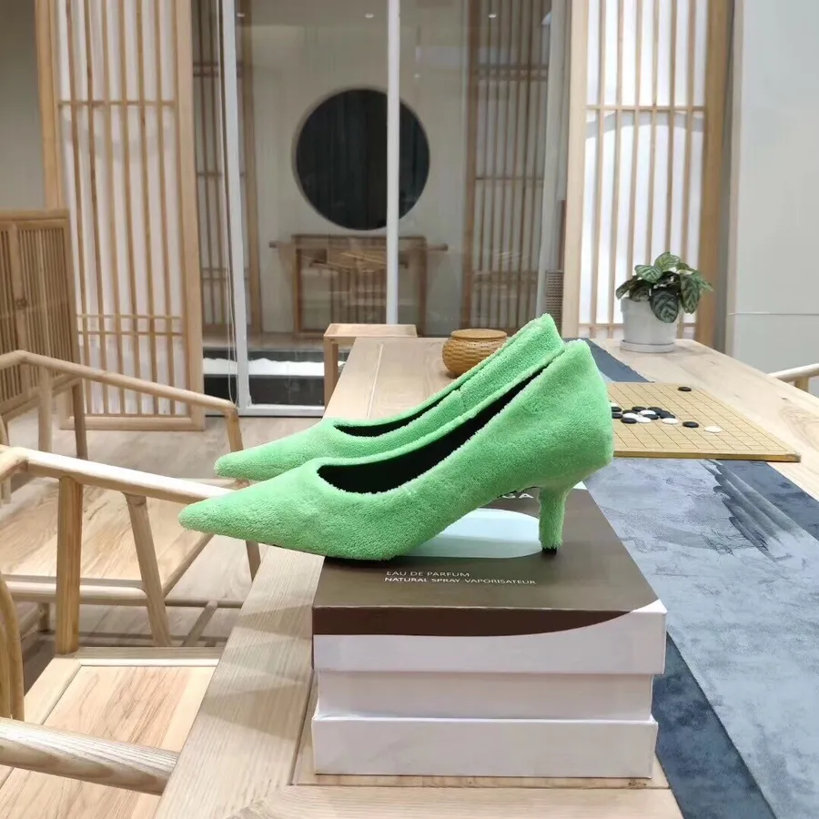 Balenciaga Mespumps Lamsvacht Kalfsleer Lente/zomer Collectie 2019 Groen