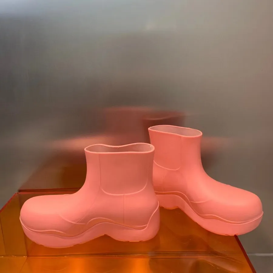 Bottega Veneta Pölar Pvc Ankelboots Höst/vinter 2021 Kollektion, Rosa