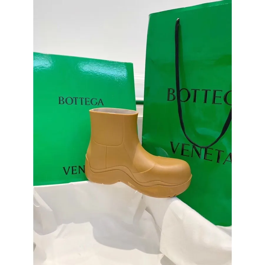 Bottega Veneta Pölar Pvc Ankelboots Höst/vinter 2020 Kollektion, Tan