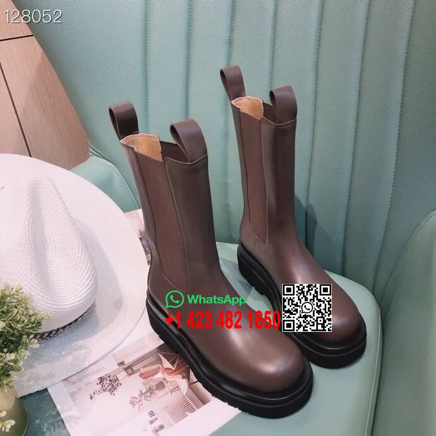 Bottega Veneta Botas Con Suela Dentada Piel De Becerro Colección Otoño/invierno 2020, Marrón