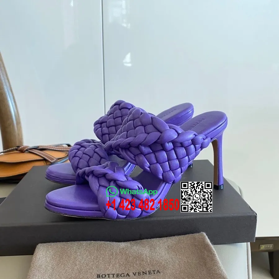 Bottega Veneta Kavisli Sandalet 9.5cm Topuklu Kuzu Derisi İlkbahar/Yaz 2020 Koleksiyonu, Mor