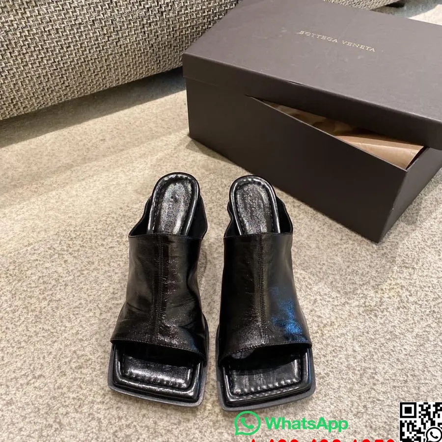 Koleksi Bottega Veneta Square Toe Mules Kulit Anak Sapi Musim Gugur/dingin 2019, Hitam