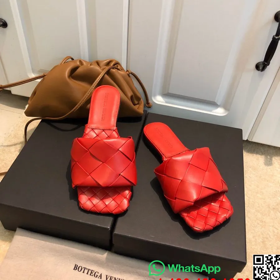 Bottega Veneta Lido Flat Square Toe Sandals Lambskin Leather Fall/Winter 2019 Collection,  Red