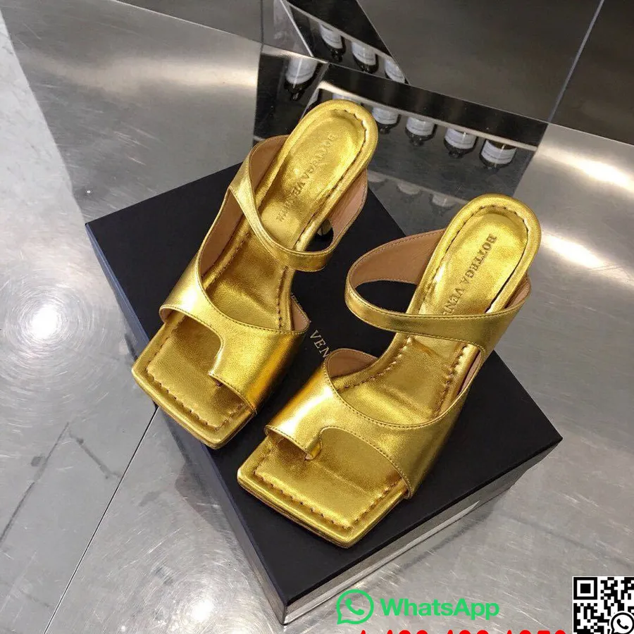 Bottega Veneta D'orsay Mules De Bico Quadrado Couro De Cordeiro Coleção Outono/inverno 2019, Ouro