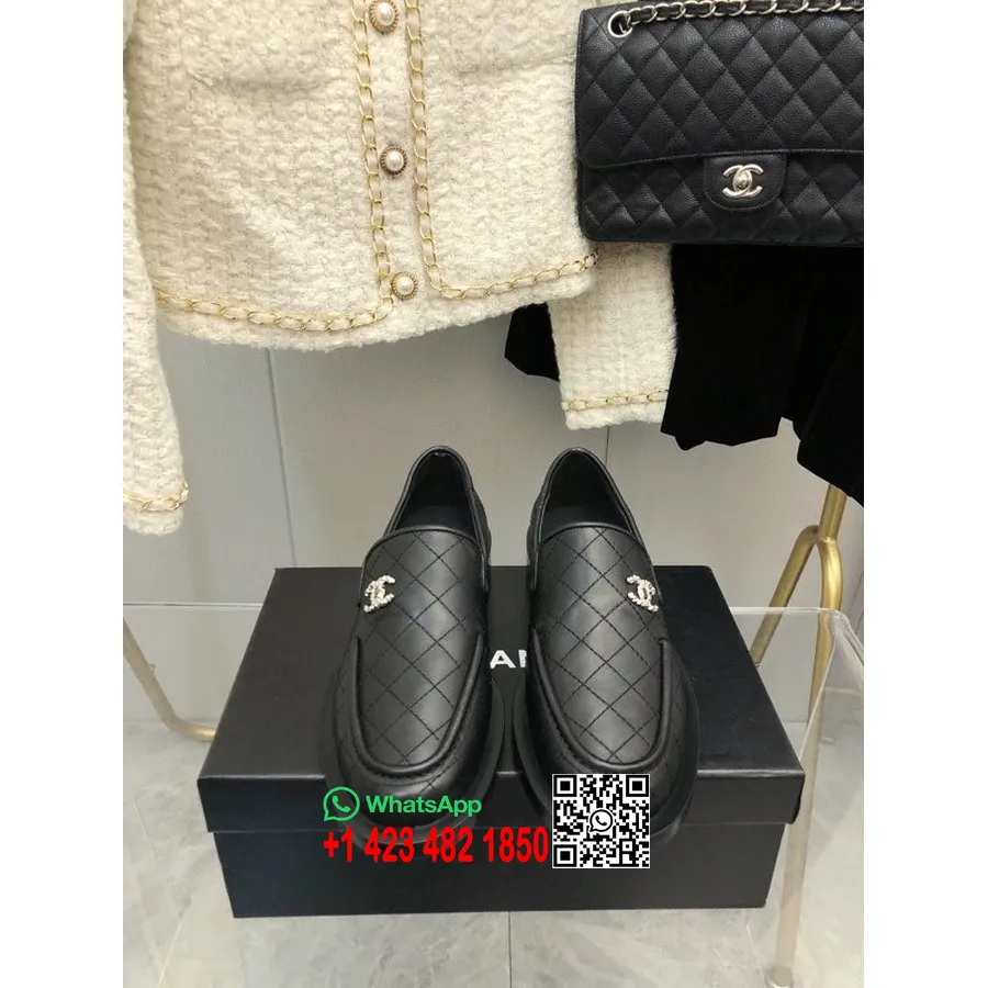 Mocasini Matlasati Cu Logo Chanel Cc Piele De Miel Colectia Primavara/vara 2022, Negru