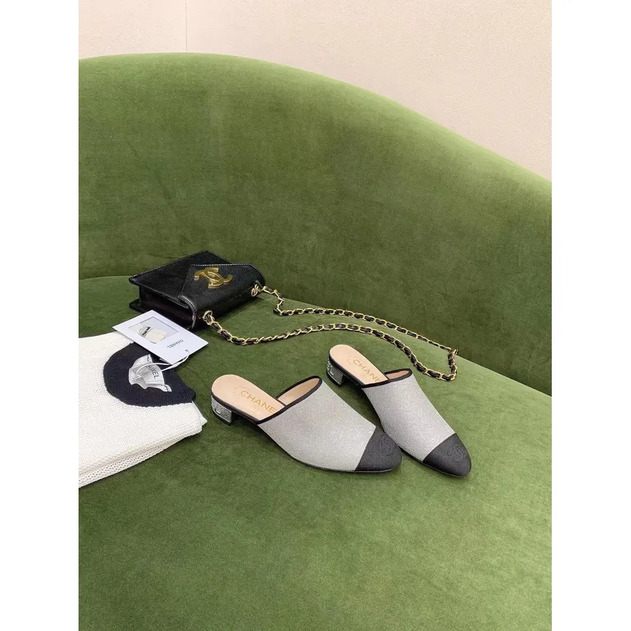 Chanel Glitter Embellished Mules Calfskin Leather Fall/Winter 2021 Collection, Silver/Black