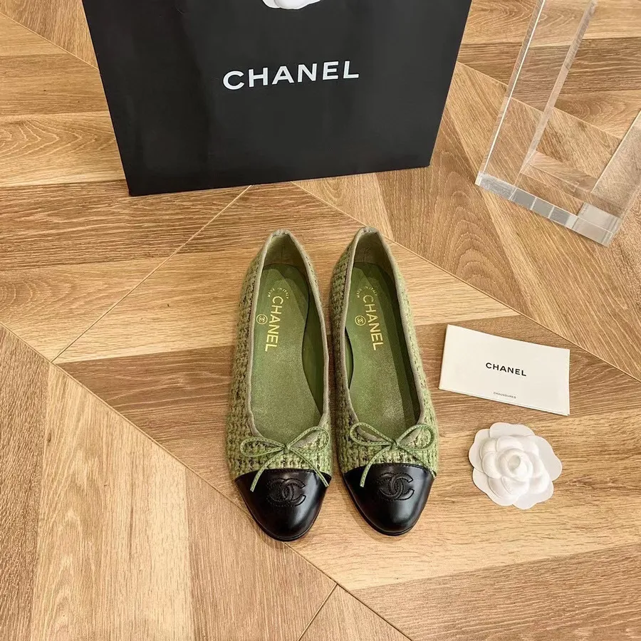 Chanel Balerina Lapos Tweed/báránybőr 2021 Tavaszi/nyári Kollekció, Zöld/fekete