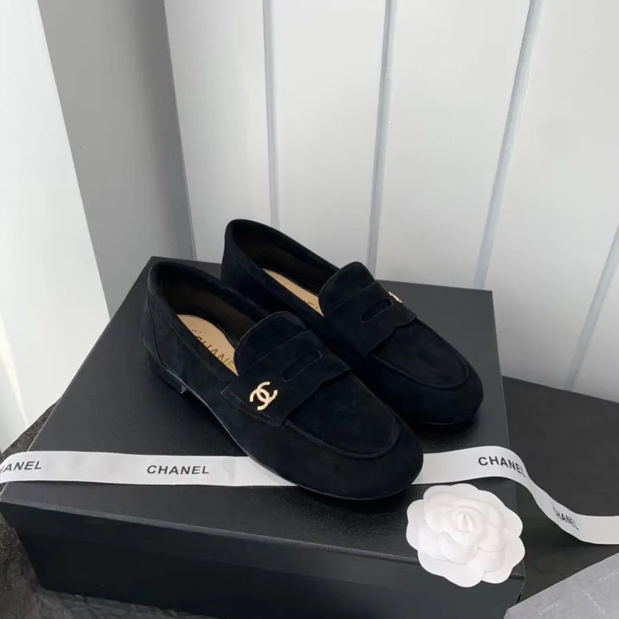 Mocassins Décontractés Chanel En Daim/cuir De Veau Collection Automne/hiver 2021, Noir