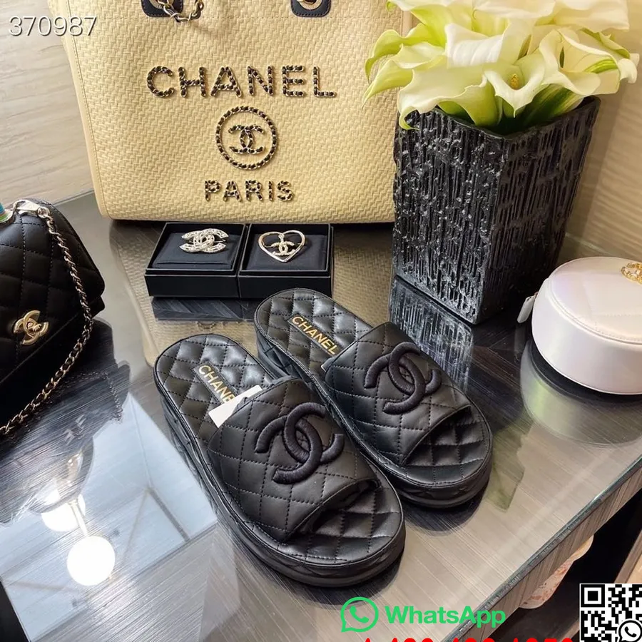 Chanel Slide-on-Sandalen Aus Lammleder, Frühjahr/sommer-kollektion 2021, Schwarz