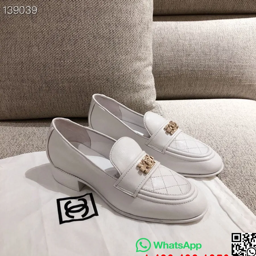 Chanel Leboy Mocassins Couro De Bezerro Coleção Outono / Inverno 2020, Branco