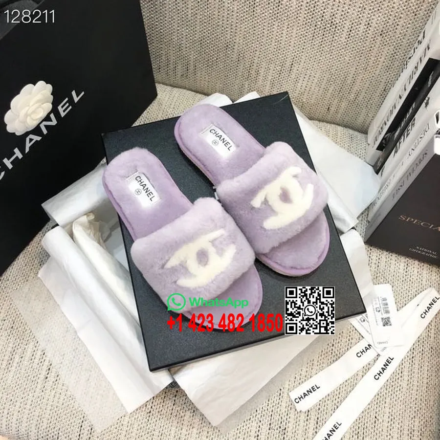 Chinelos De Pele Chanel Cc Coleção Outono / Inverno 2020, Lavanda