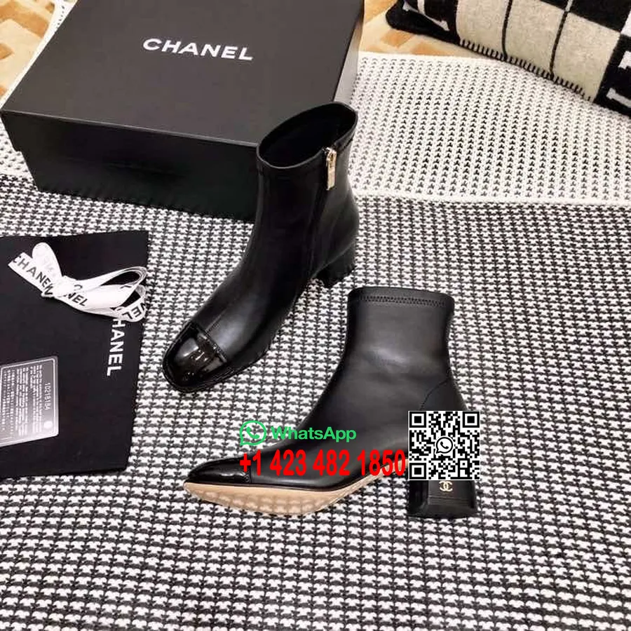 Chanel CC Logo  Ankle Boots Patent/Calfskin Leather Fall/Winter 2020 Collection, Black