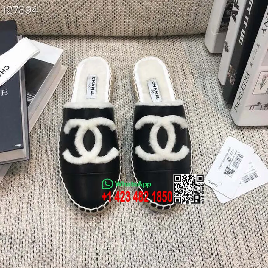 Chanel Shearling Pels Espadrille Muldyr Lammeskinn Høst/vinter 2020 Kolleksjon, Svart/hvit