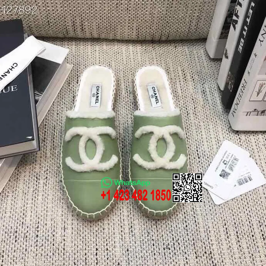 Chanel Shearling Fur Espadrille Mules Lambskin Leather Fall/Winter 2020 Collection, Green/White