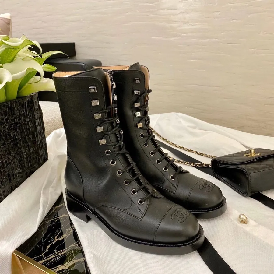 Chanel Mid-calf Boots Kalvskinn Höst/vinter 2020 Kollektion, Svart