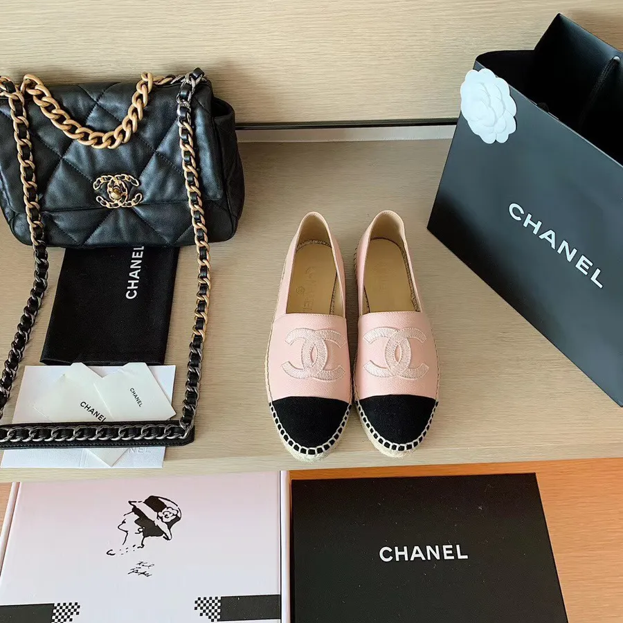 Chanel Espadrilles Spīdīgas Jērādas 2020. gada Pavasara/vasaras Kolekcija, Vaigu Sārtums/melns