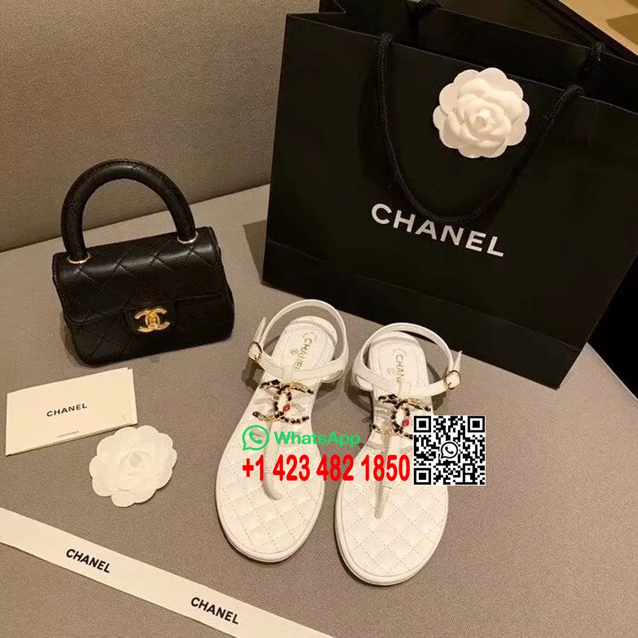 Chanel Cc Logotyp Quiltade Stringsandaler Kalvskinn Vår/sommar 2020 Akt 2 Kollektion, Vit