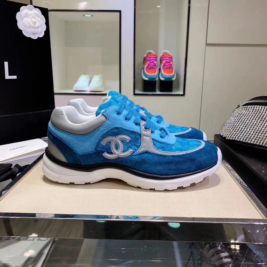 Chanel Tweed Trainer Sneakers Lammleder Und Wildleder Frühjahr/Sommer 2020 Kollektion, Blau/weiß