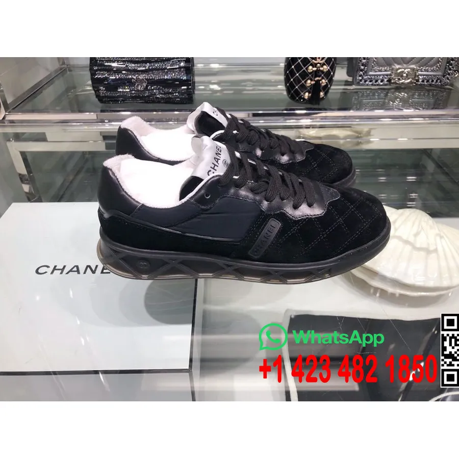 Кроссовки Chanel из замши из телячьей кожи, коллекция осень/зима 2019, черный