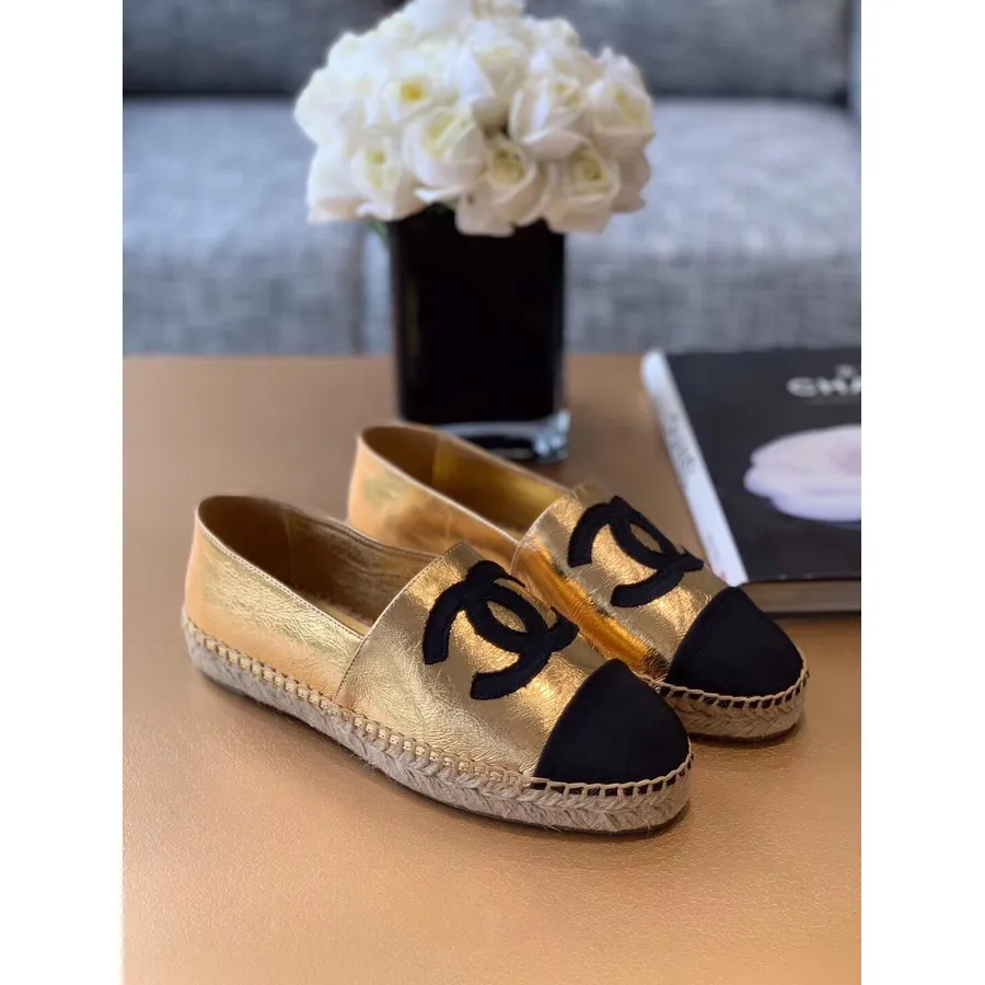 Espadrile Cu Logo Chanel Cc Piele De Vitel Colectia Pre-toamna/iarna 2019, Auriu/negru