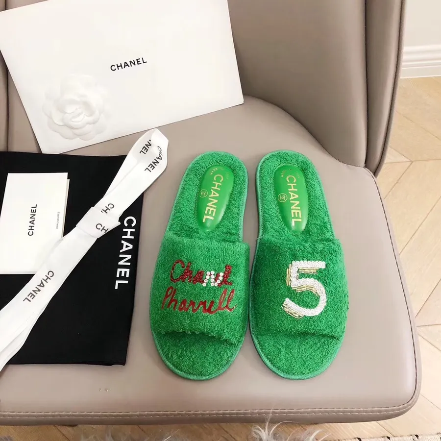 Chanel X Pharrell Capsule Collection Terry Hjemmesko Forår/sommer 2019 Kollektion, Grøn