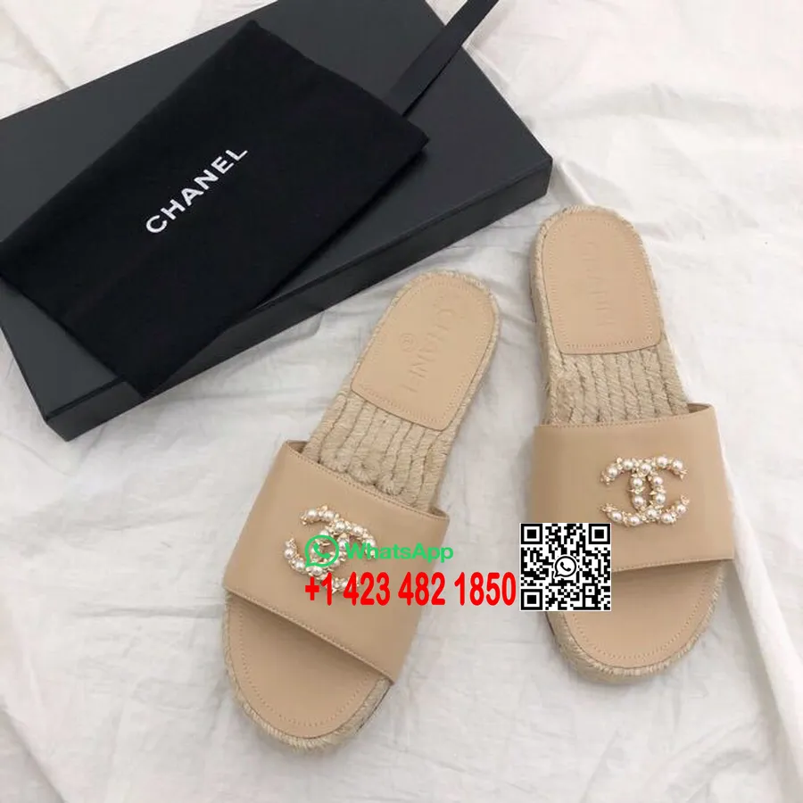 Chanel Cc Jewel Logo Espadrille Mules Jehněčí Kůže Kolekce Jaro/léto 2019, Béžová