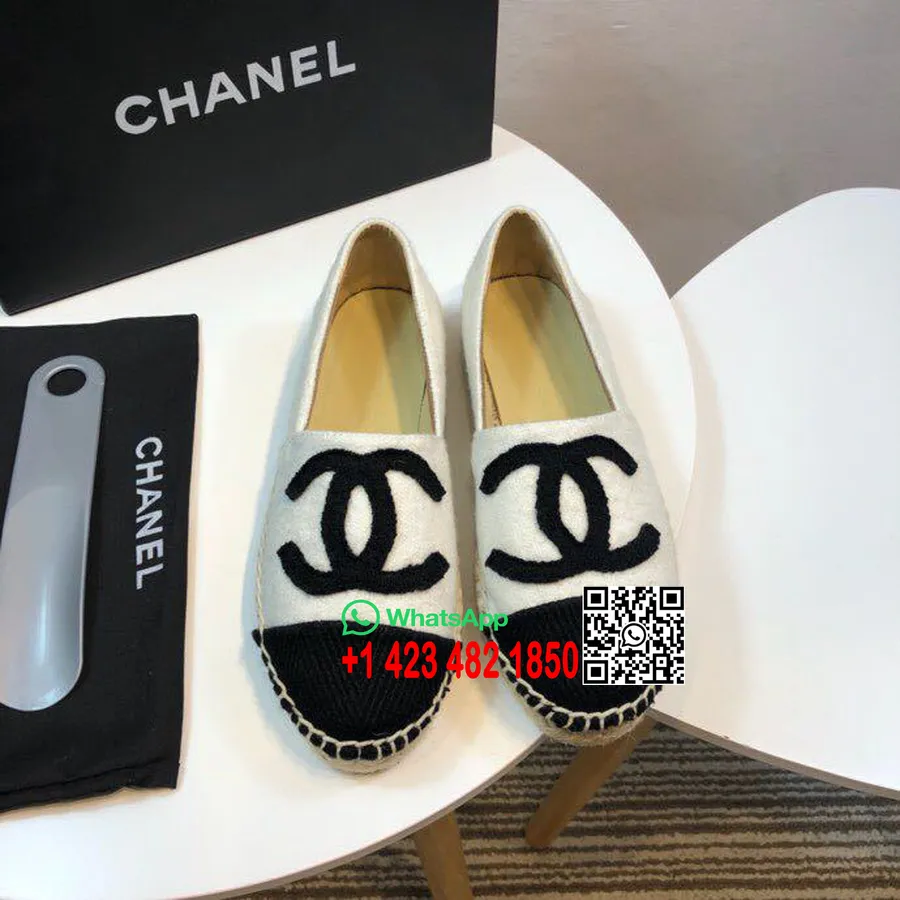 Chanel-Espadrilles Aus Tweed Und Stoff, Frühjahr/sommer-kollektion 2017, Akt 2, Weiß/schwarz