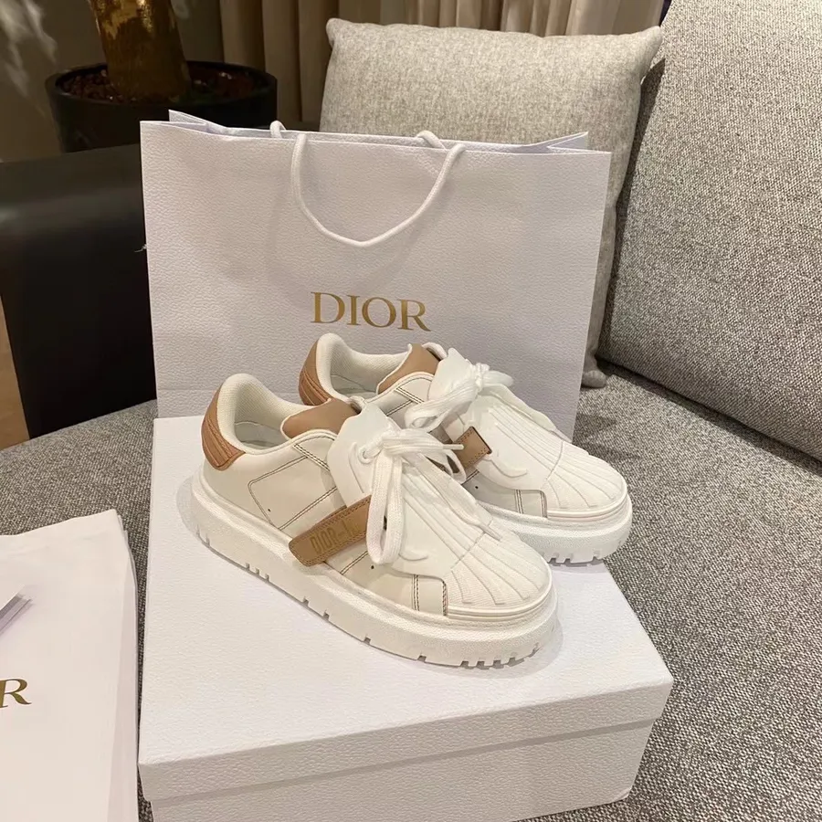 Christian Dior Addict Id Sneakers Sneaker Basse En Cuir De Veau Collection Automne/hiver 2021, Blanc/tan