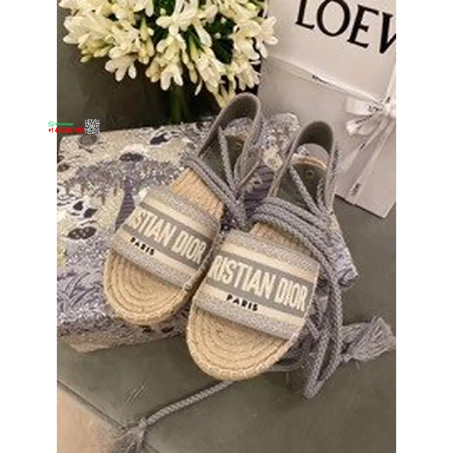 Christian Dior Vino Espadrille Olkaimet Sandaalit Vasikkanahkainen Kevät/kesä 2020 Mallisto, Harmaa