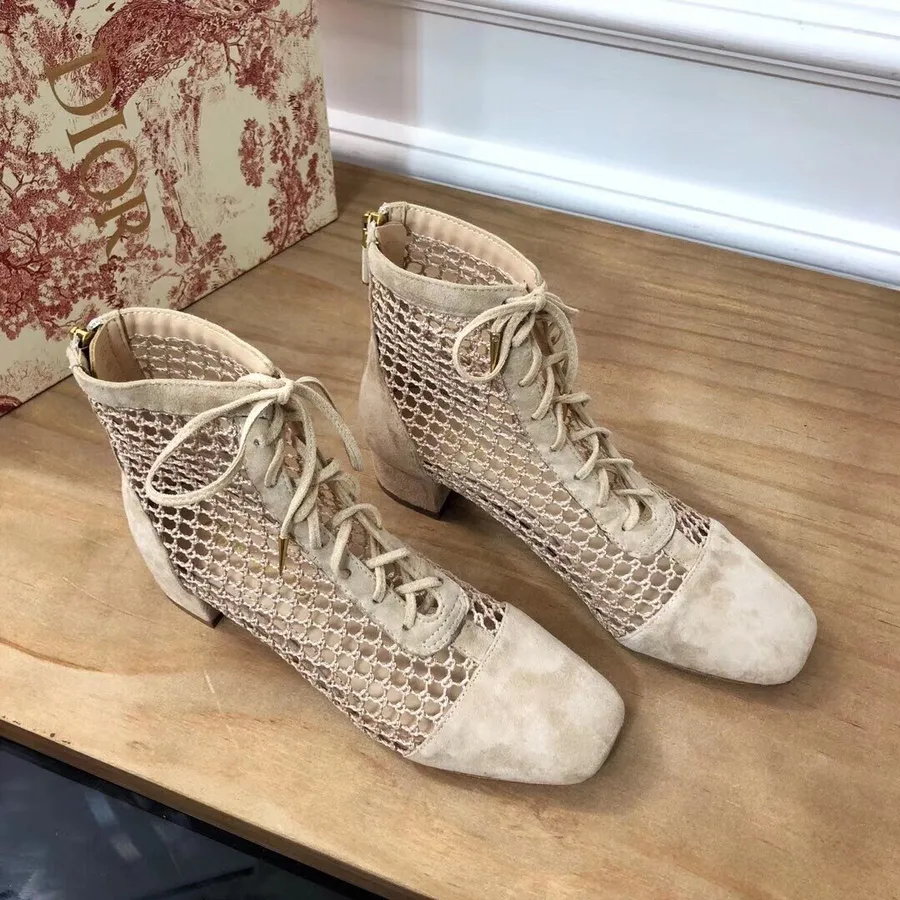 Christian Dior Naughtily-d Ankel Boots Kalvskinn Läder Vår/sommar 2019 Kollektion, Sand