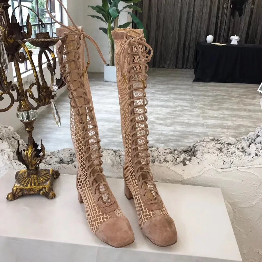 Christian Dior Stygg-d Knähöga Stövlar Kalvskinn Läder Vår/sommar 2019 Kollektion, Beige