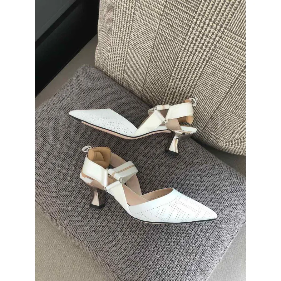 Fendi Colibri Rullebane Perforerte Ff Slingback Pumps 55mm Vår/sommer 2020 Kolleksjon, Hvit