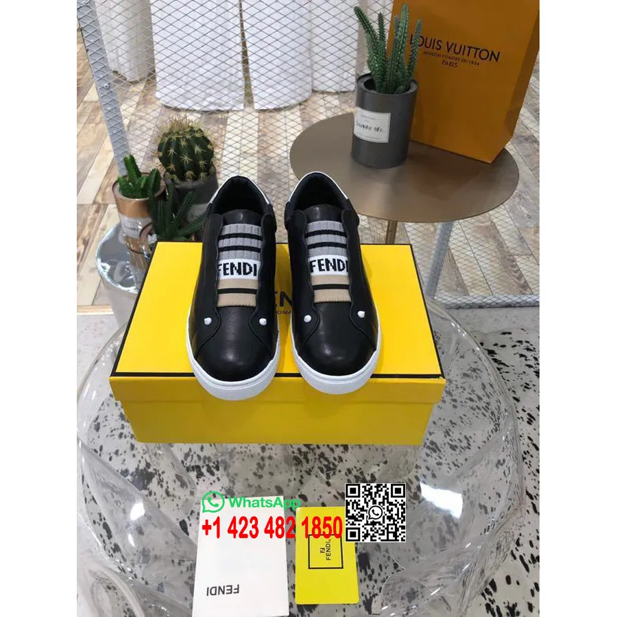 Fendi Rockoko Slip-on Sneakers Kalveskind Forår/sommer 2019 Kollektion, Sort